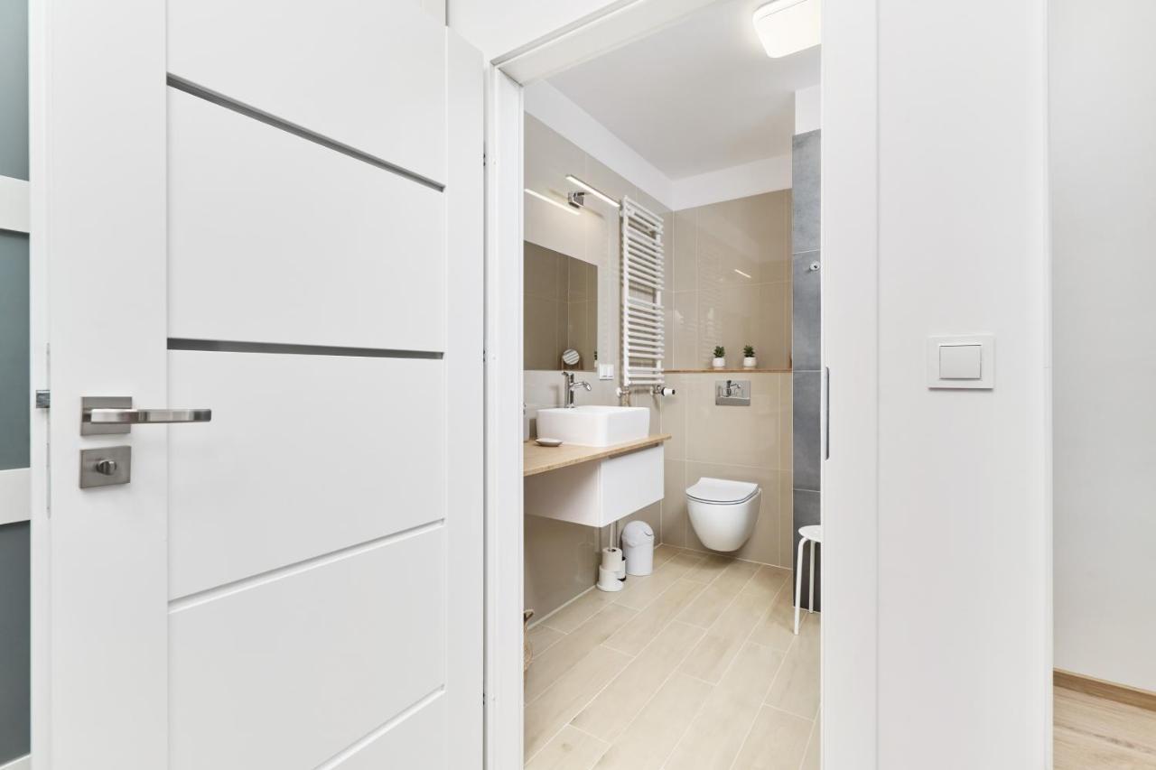 Studio Ksiecia Witolda 32 By Noclegi Renters Wroclaw Exterior photo
